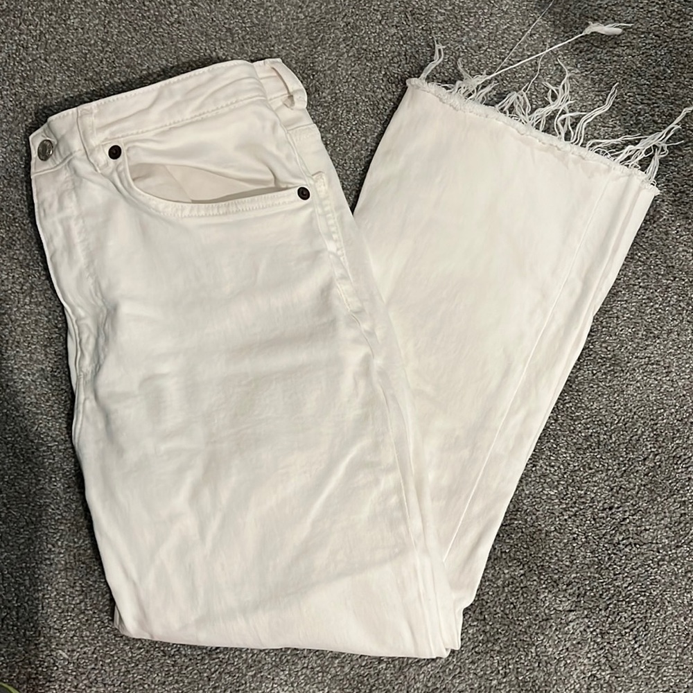 white zara jeans! (cropped, ends right before the ankle)
